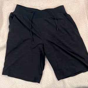 Lululemon Men’s Size Large 11” inseam Linerless Shorts.